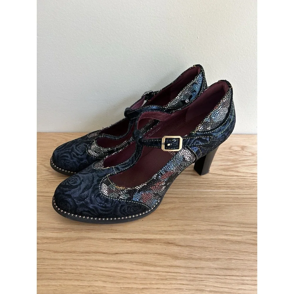 L’artiste Women's Black Floral T-Strap Heels with Metallic Accents
